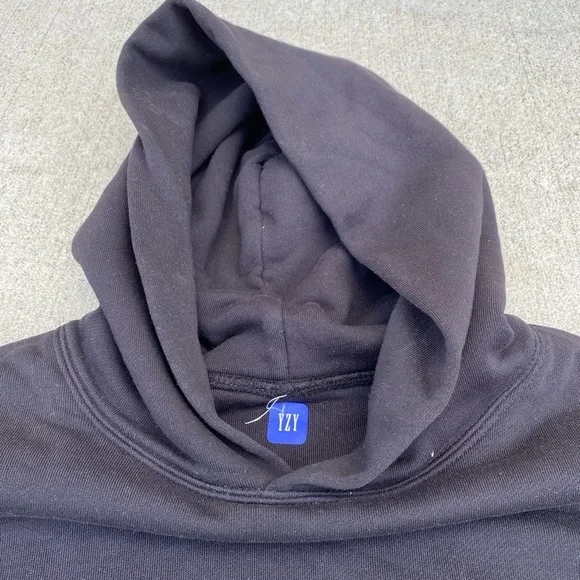 Yeezy x GAP - Picture 4 of 5